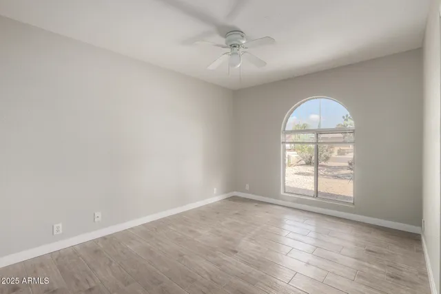 $1,999 | 4001 West Libby Street, Glendale, AZ 85308