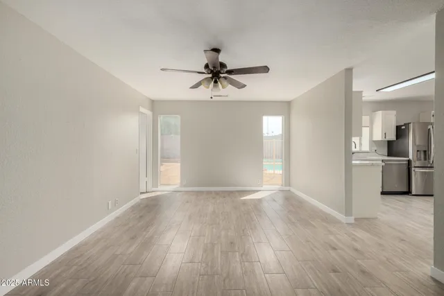 $1,999 | 4001 West Libby Street, Glendale, AZ 85308