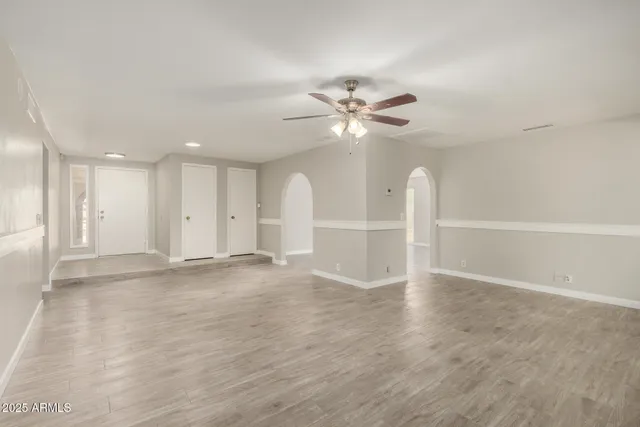 $1,999 | 4001 West Libby Street, Glendale, AZ 85308