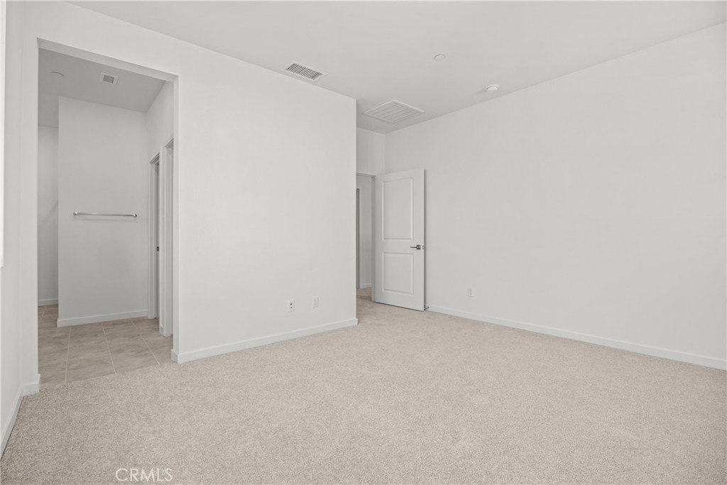 15907 Blue Copper Way Fontana, CA 92336 - Photo 17 of 31