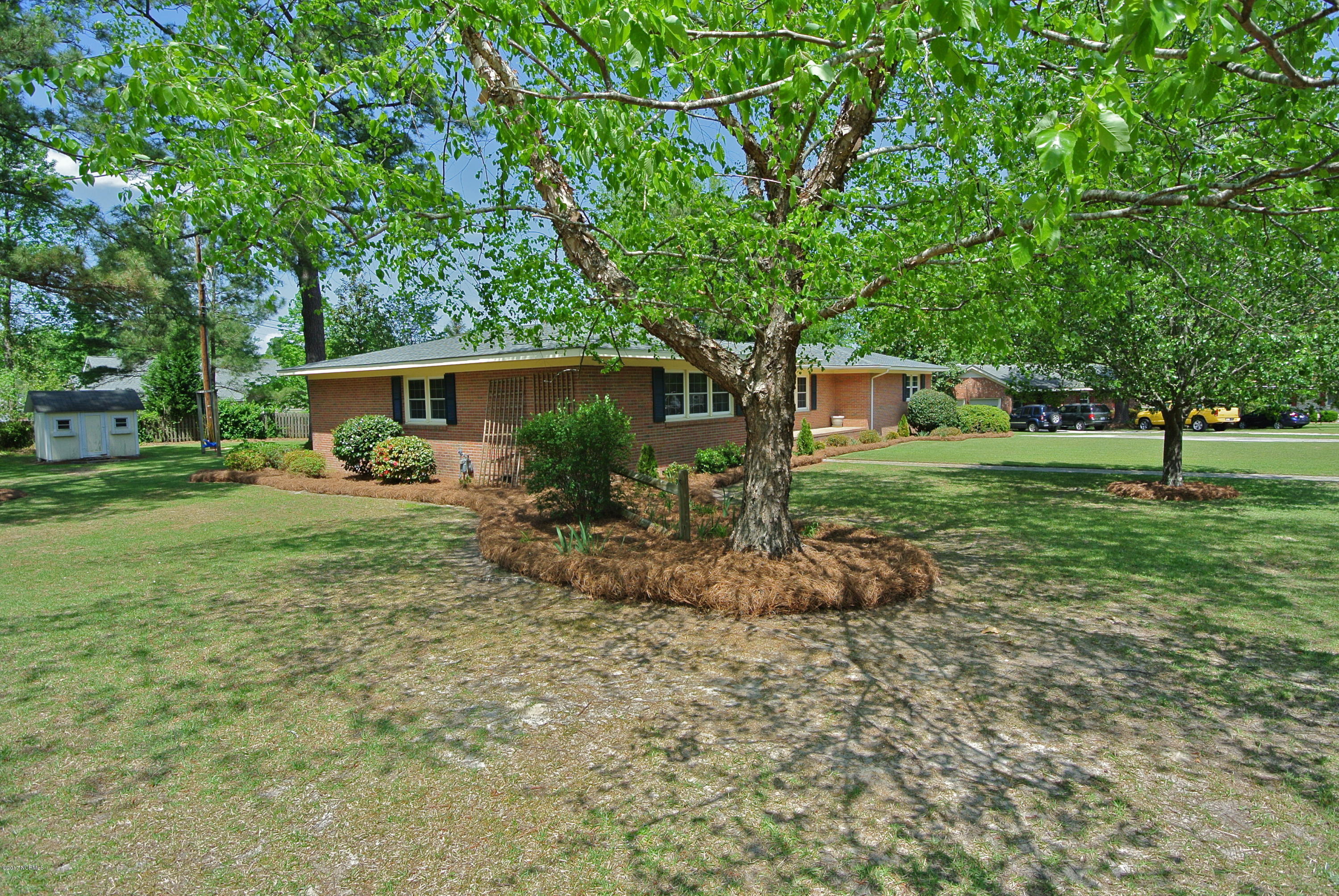 1502 Kimberly Road New Bern, NC 28562 - Photo 6 of 58 DSC_0787
