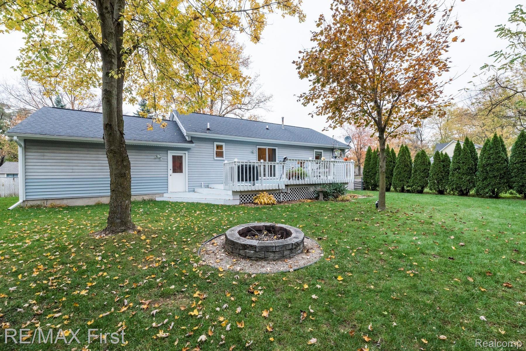 1356 Miller Road Lake Orion, MI 48362 - Photo 18 of 50 Vogel Team Miller Home-8.jpg