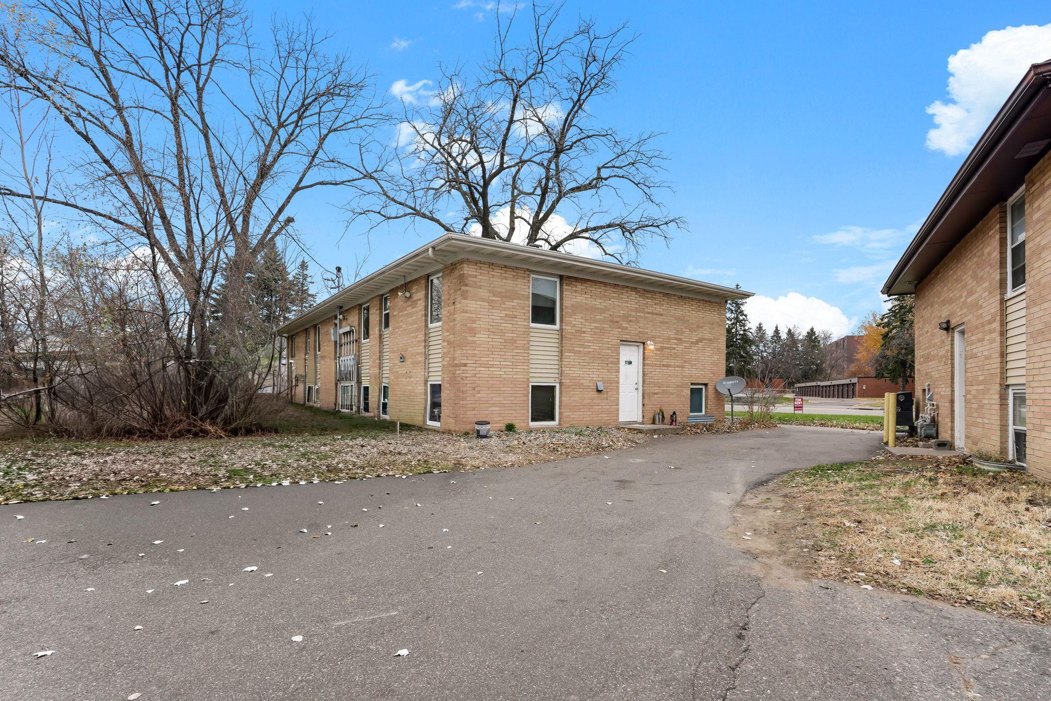 8113 Bass Lake Road New Hope, MN 55428 - Photo 2 of 13