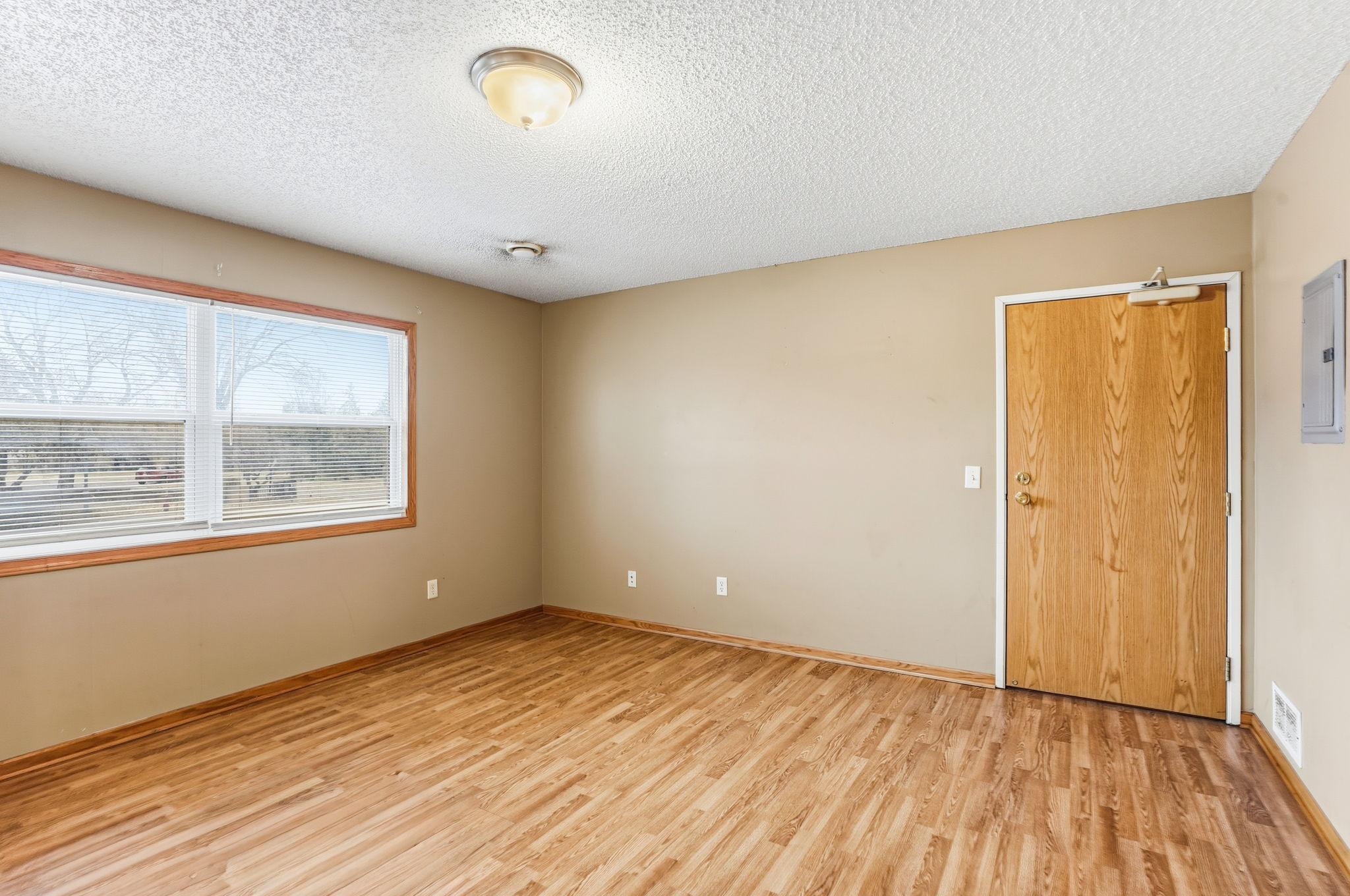 8113 Bass Lake Road New Hope, MN 55428 - Photo 3 of 13