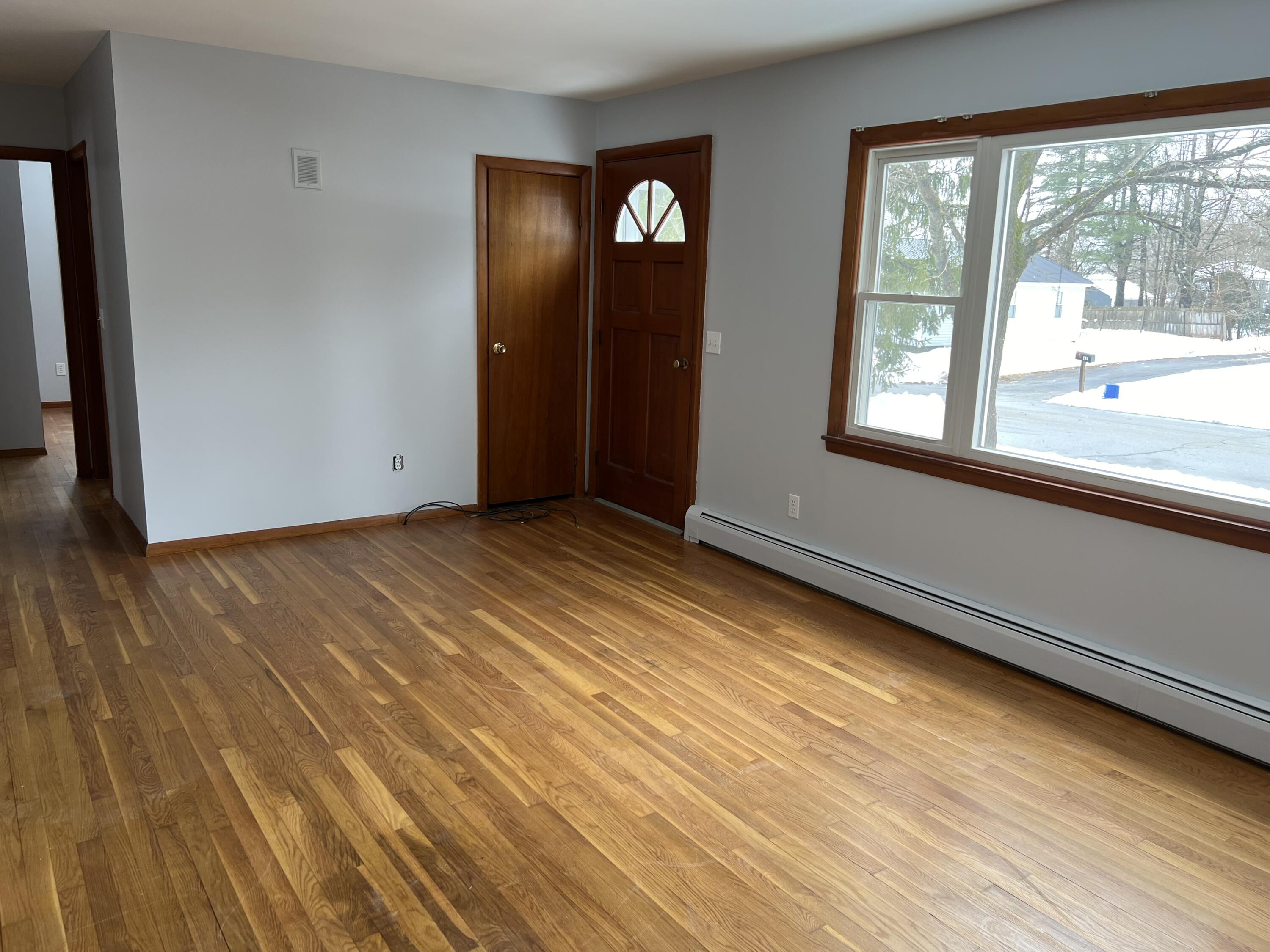 11 Gilbert Street Waterville, ME 04901 - Photo 5 of 21 IMG_9633