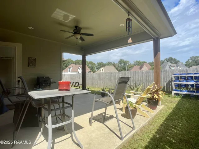 $2,150 | 144 Heathwood Drive, Broussard, LA 70518