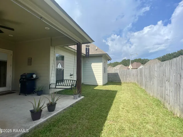 $2,150 | 144 Heathwood Drive, Broussard, LA 70518