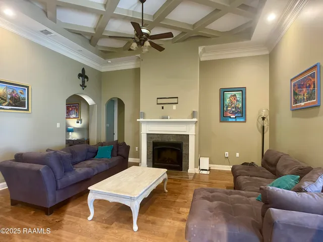 $2,150 | 144 Heathwood Drive, Broussard, LA 70518