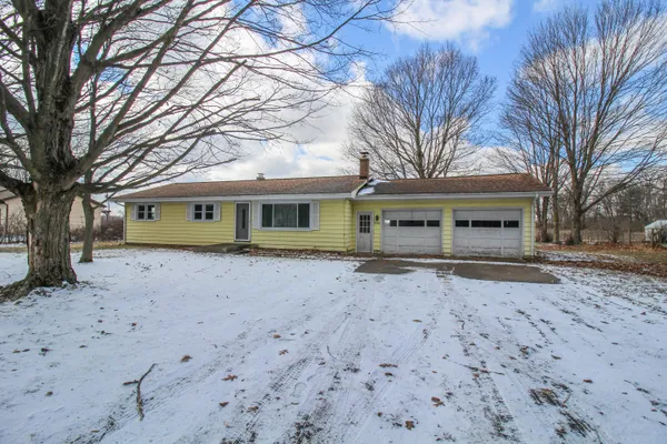 $219,000 | 55280 Buckhorn Road, Three Rivers, MI 49093