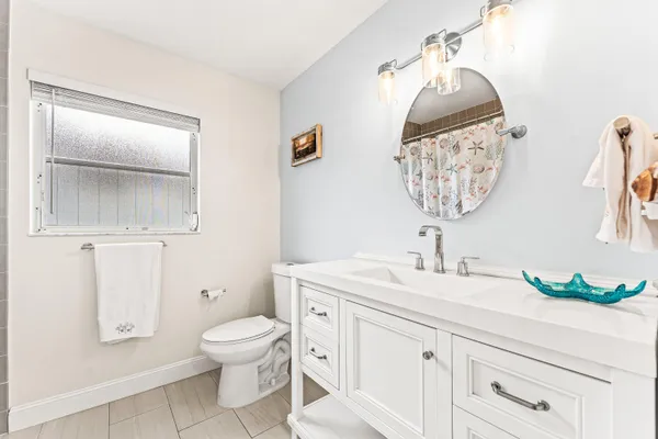 $458,000 | 9702 Harbour Lake Circle, Boynton Beach, FL 33437