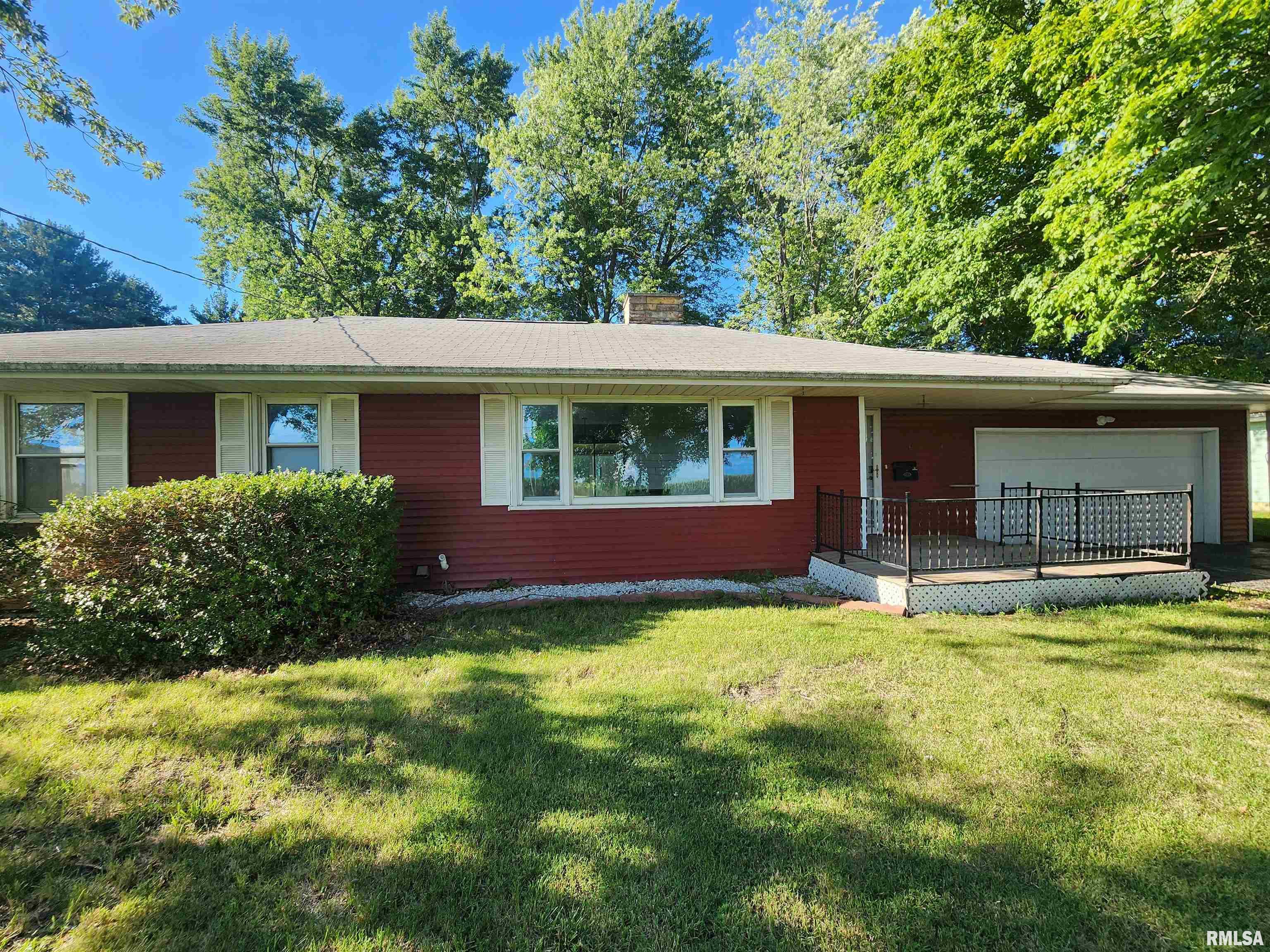 23184 East Park Road Farmington, IL 61531 - Photo 1 of 19