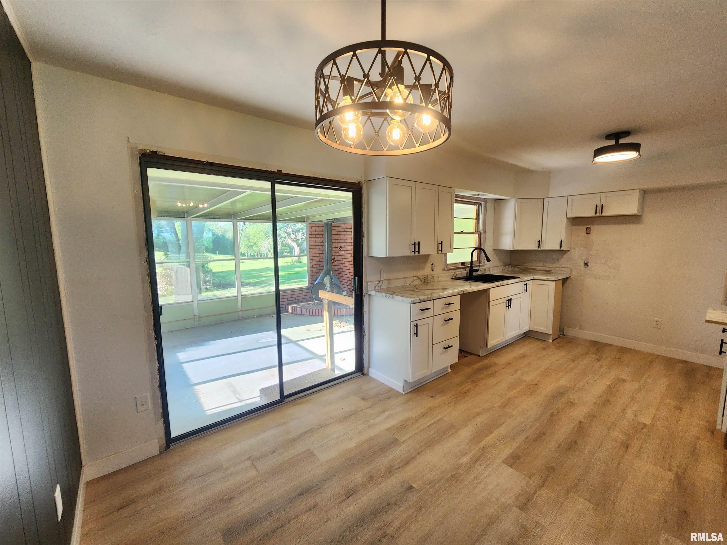 23184 East Park Road Farmington, IL 61531 - Photo 6 of 19