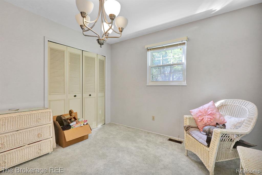 4338 Crosby Road Flint, MI 48506 - Photo 14 of 23