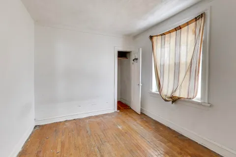 $299,000 | 4105-03 West Grenshaw Street, Chicago, IL 60624