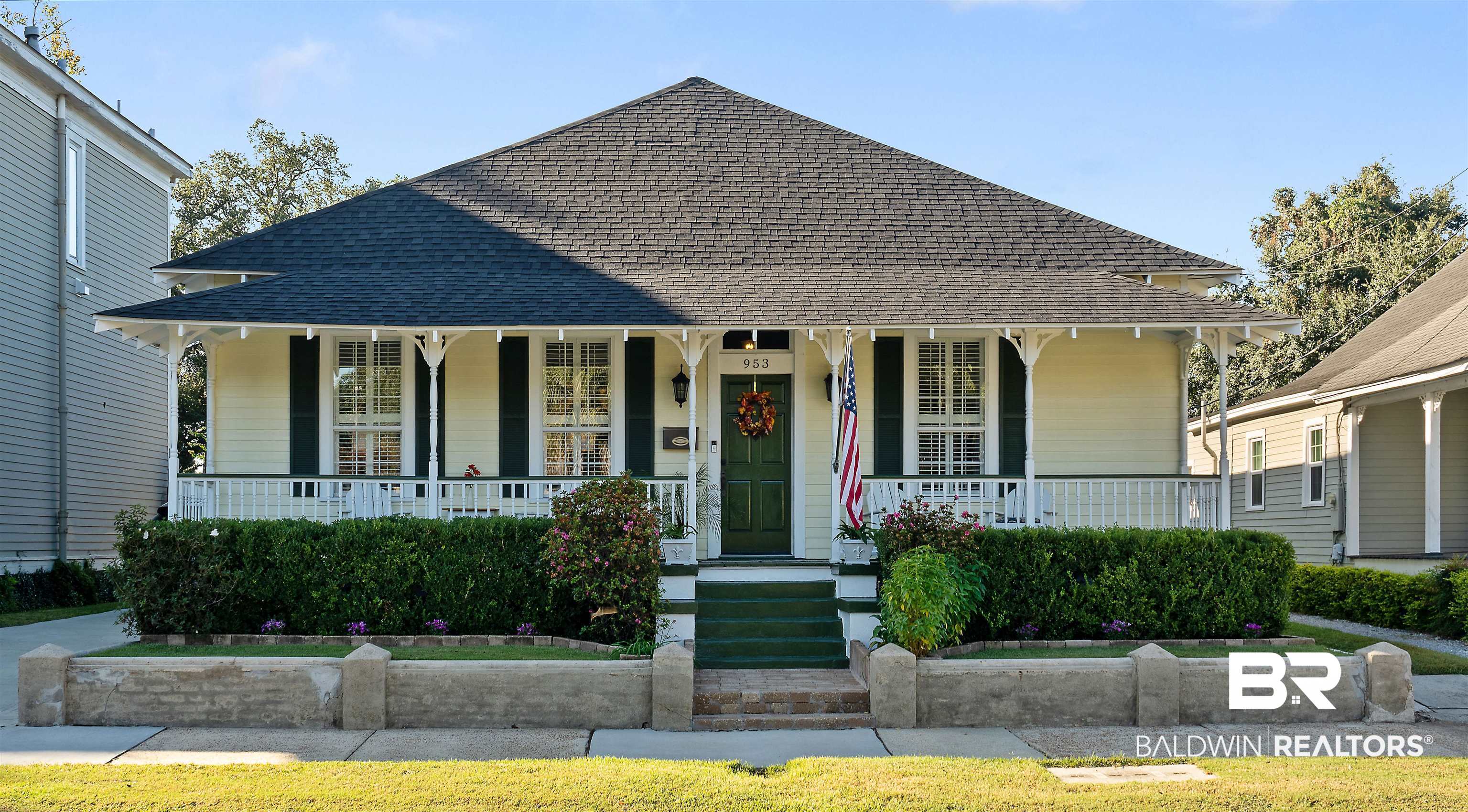 953 Old Shell Road Mobile, AL 36604 - Photo 1 of 26