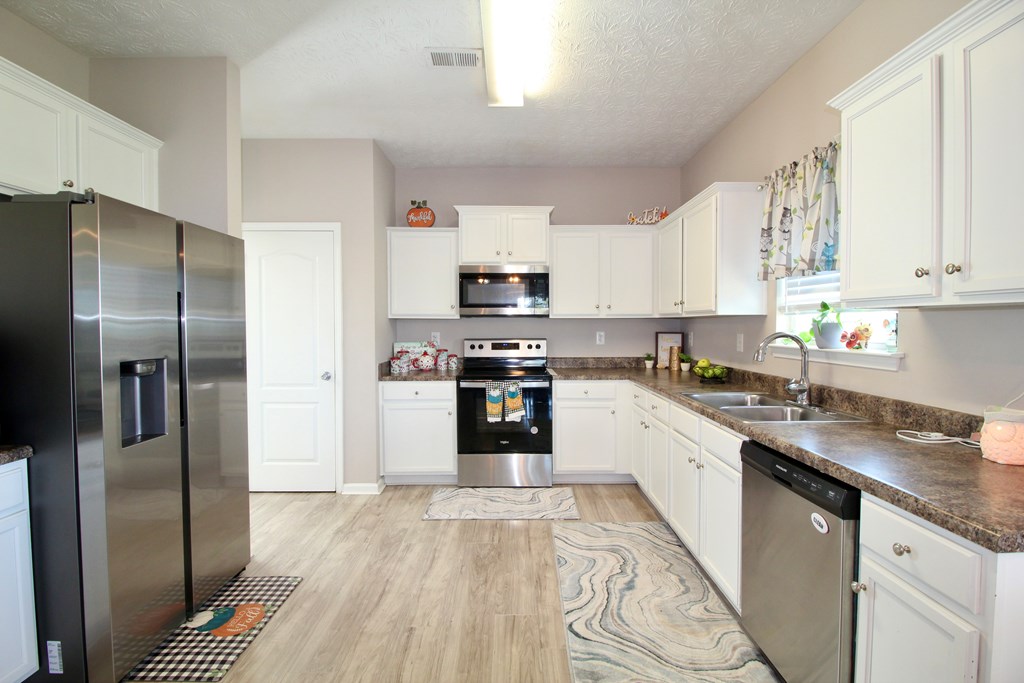 33 Apache Trail Fort Mitchell, AL 36856 - Photo 19 of 50