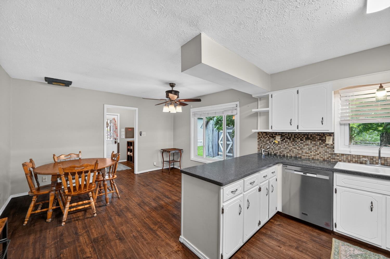 7011 State Line Road Cedar Grove, IN 47016 - Photo 10 of 39
