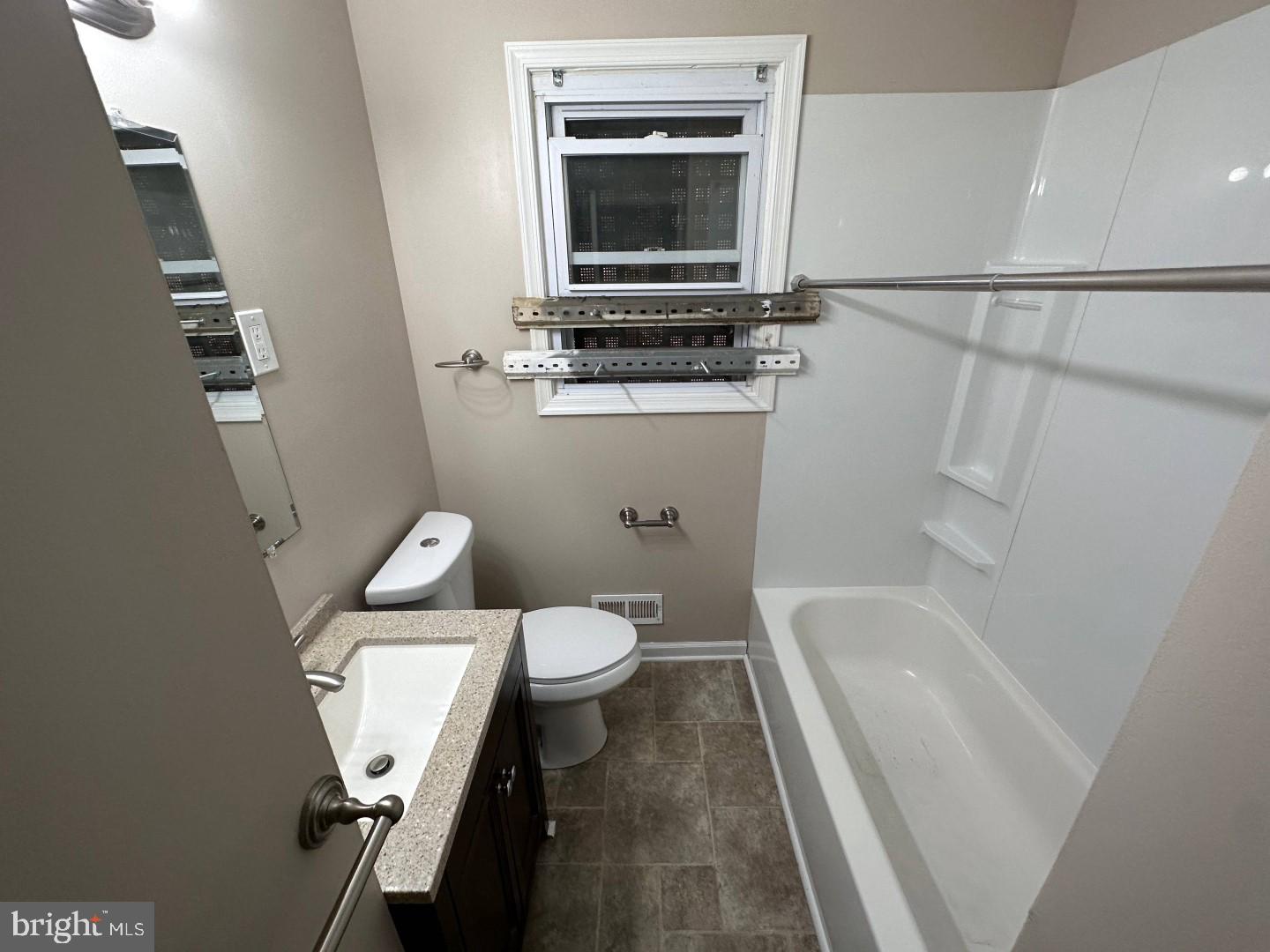 7939 Dalrose Avenue Rosedale, MD 21237 - Photo 13 of 15 Bath