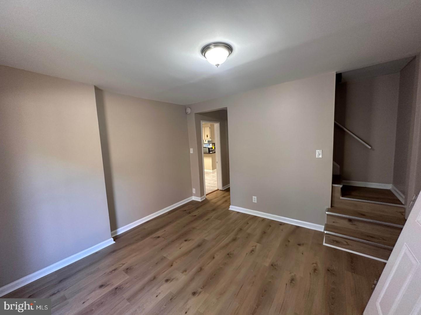 7939 Dalrose Avenue Rosedale, MD 21237 - Photo 3 of 15 Living Area