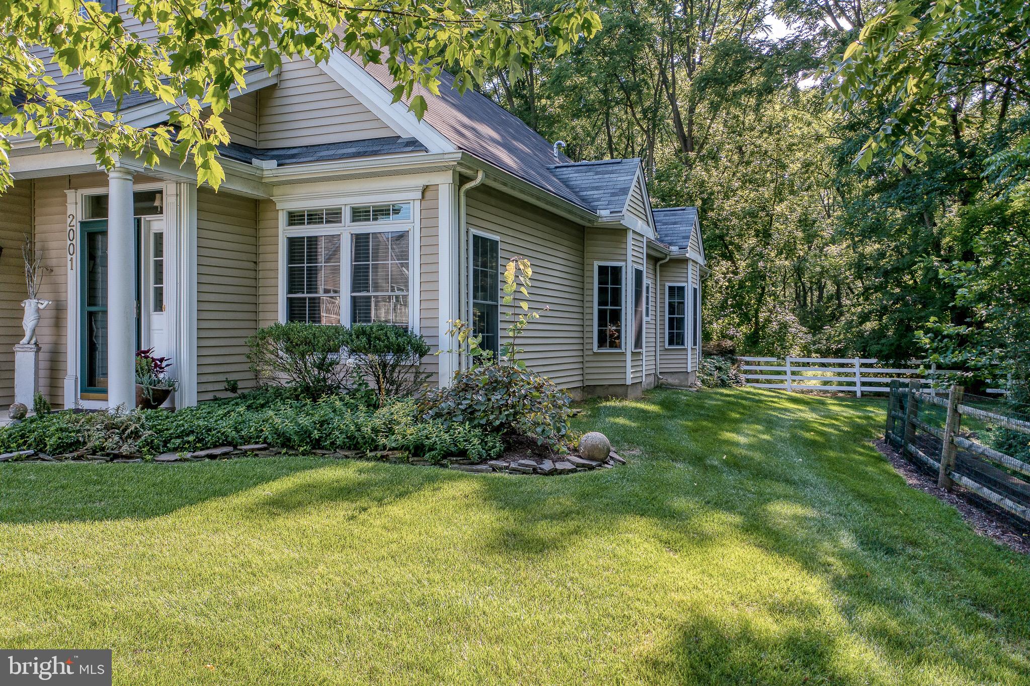 2001 Speedwell Road Lancaster, PA 17601 - Photo 3 of 39 Side View