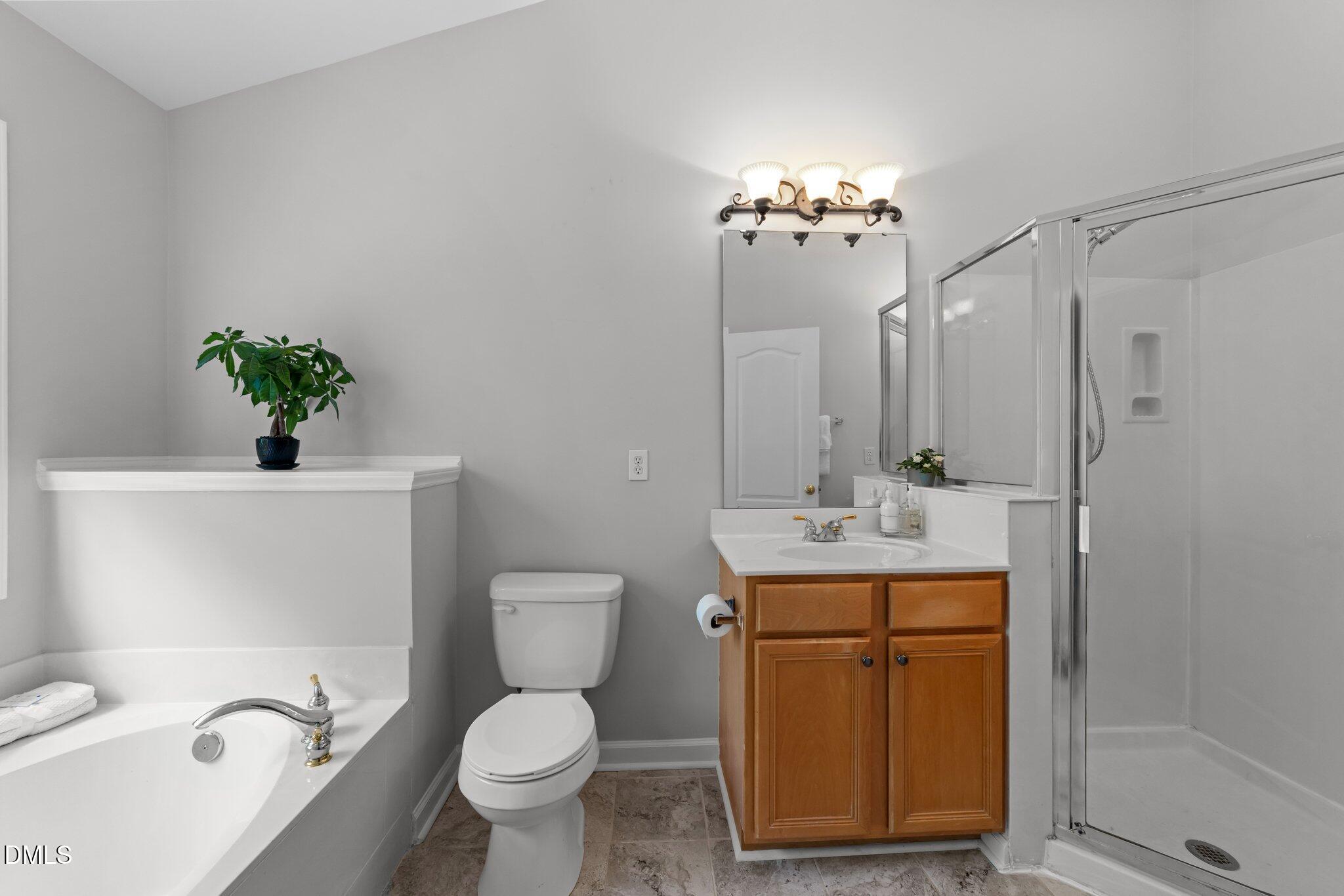 6809 Middleboro Drive Raleigh, NC 27612 - Photo 15 of 37 18-web-or-mls-3D5A7338