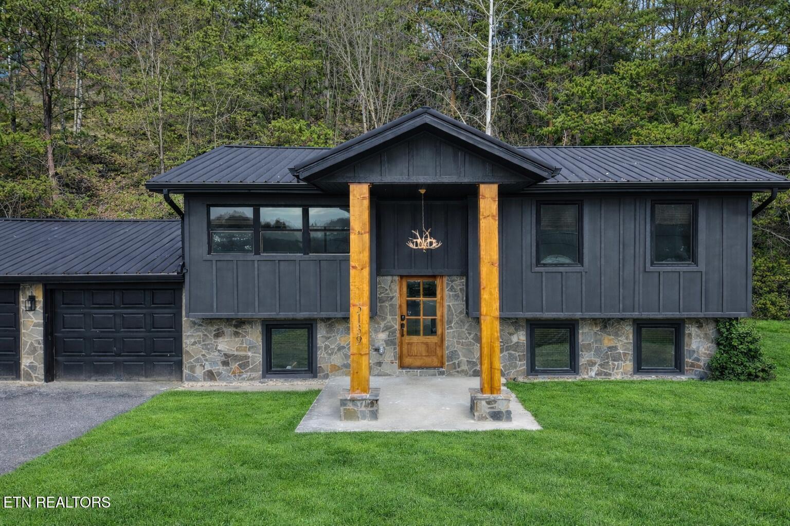 3139 Easy Street Pigeon Forge, TN 37862 - Photo 5 of 20 Front