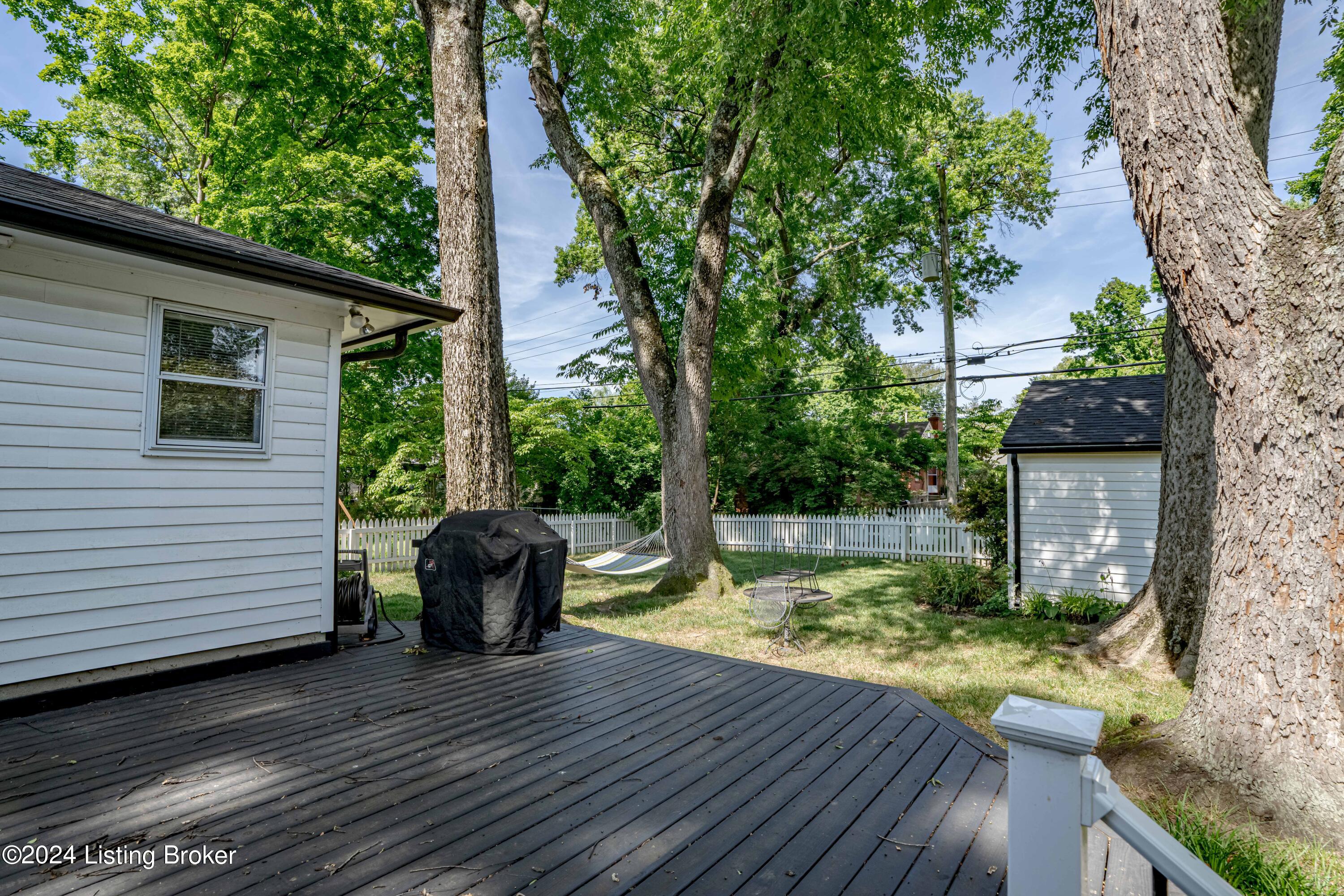 208 Tyne Road Louisville, KY 40207 - Photo 54 of 69 DSC09707
