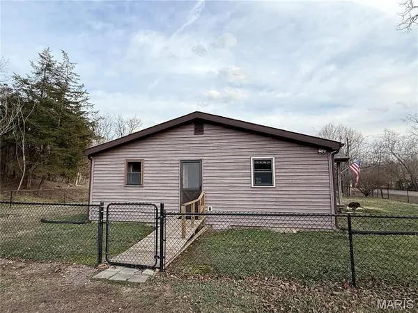 $270,000 | 3559 Hwy F, Annapolis, MO 63620
