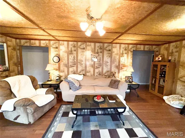 $270,000 | 3559 Hwy F, Annapolis, MO 63620