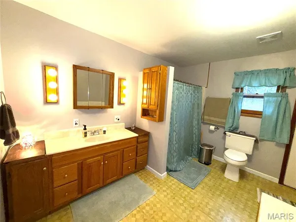 $270,000 | 3559 Hwy F, Annapolis, MO 63620