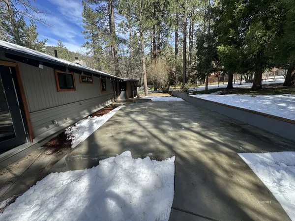 $579,000 | 25430 Palomar Road, Idyllwild, CA 92549