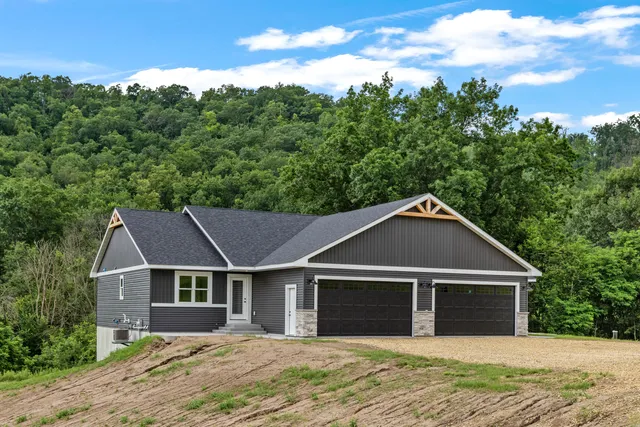 $299,999 | S1546 Shawnee Drive, Unit A, Alma, WI 54610