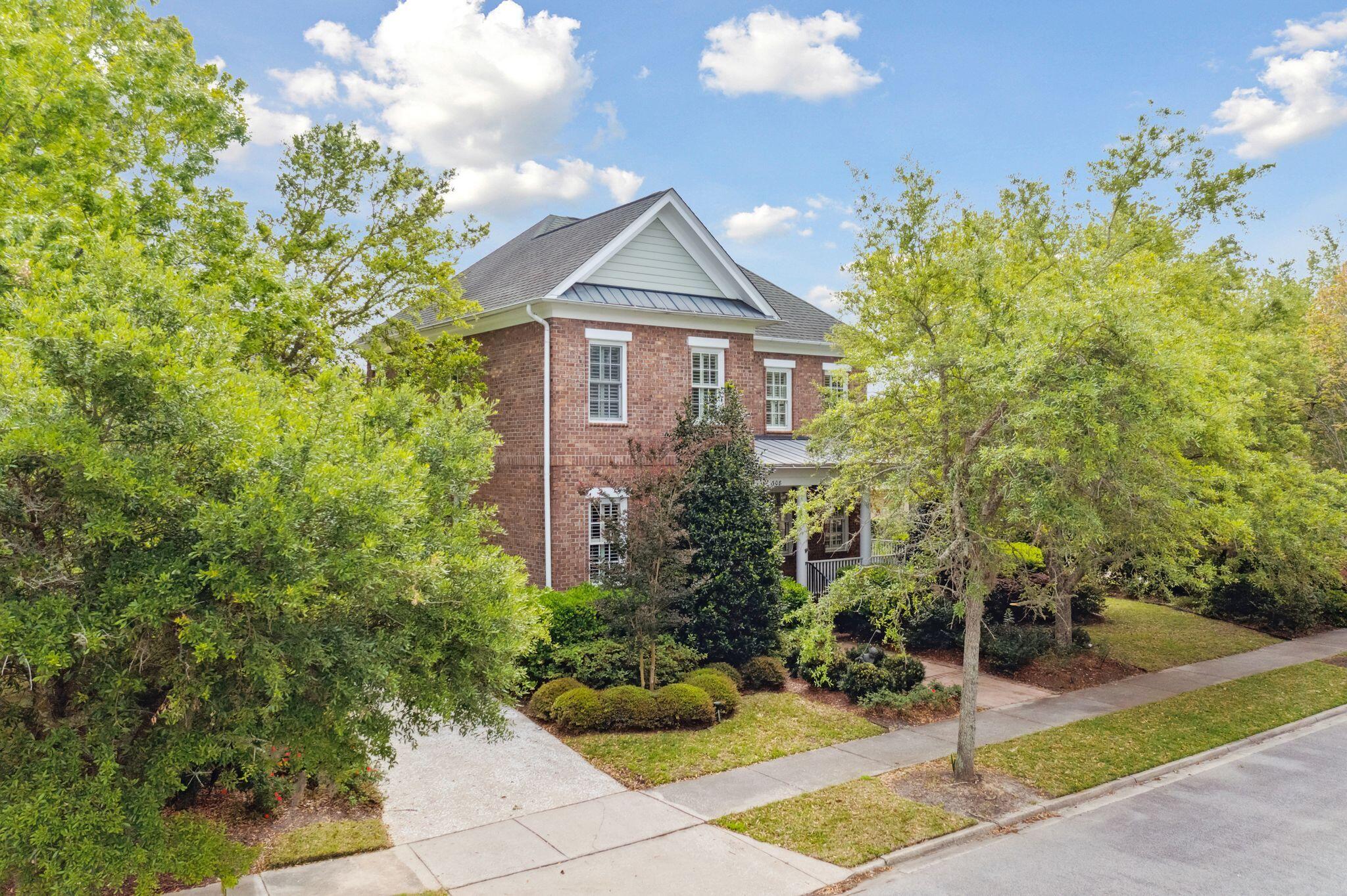 308 Gunboat Lane Charleston, SC 29492 - Photo 3 of 64 308GunboatLn-KeenEyeMarketing-060