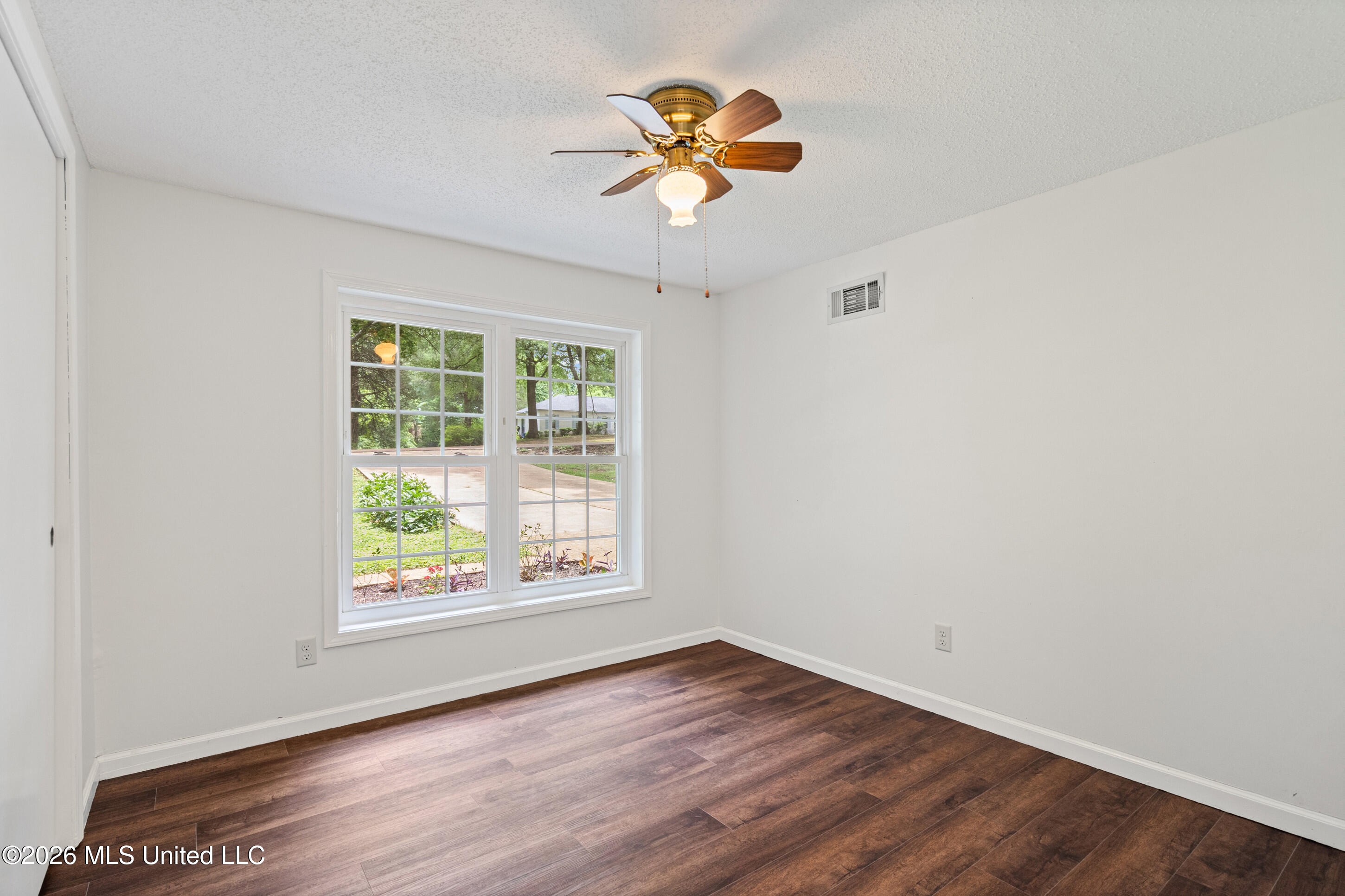 7145 Westbranch Road Olive Branch, MS 38654 - Photo 25 of 39 Bedroom