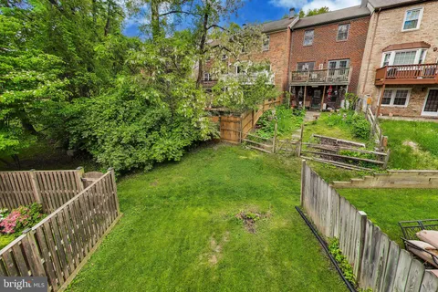 $750,000 | 7709 Heatherton Lane, Potomac, MD 20854