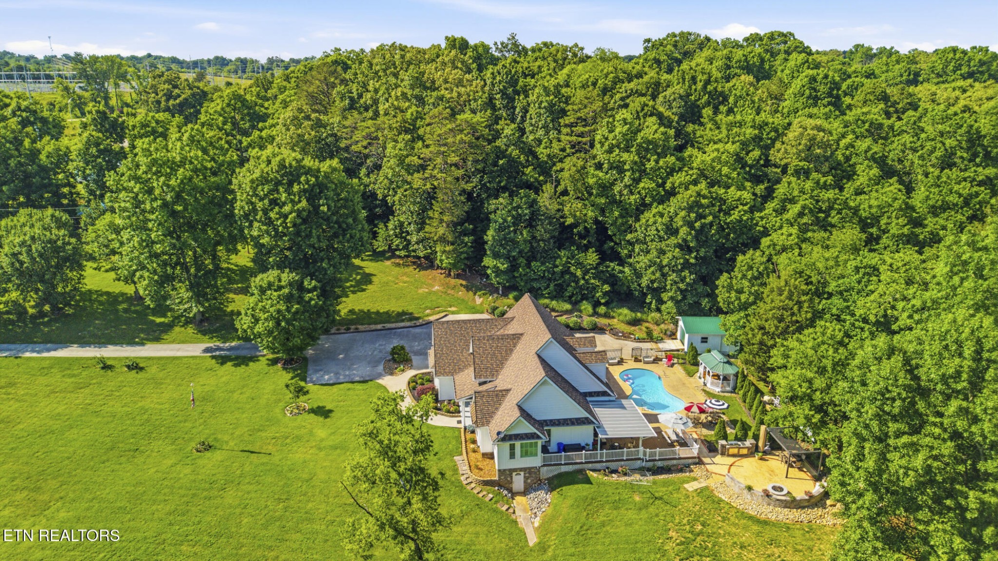 824 Midway Road Strawberry Plains, TN 37871 - Photo 5 of 48