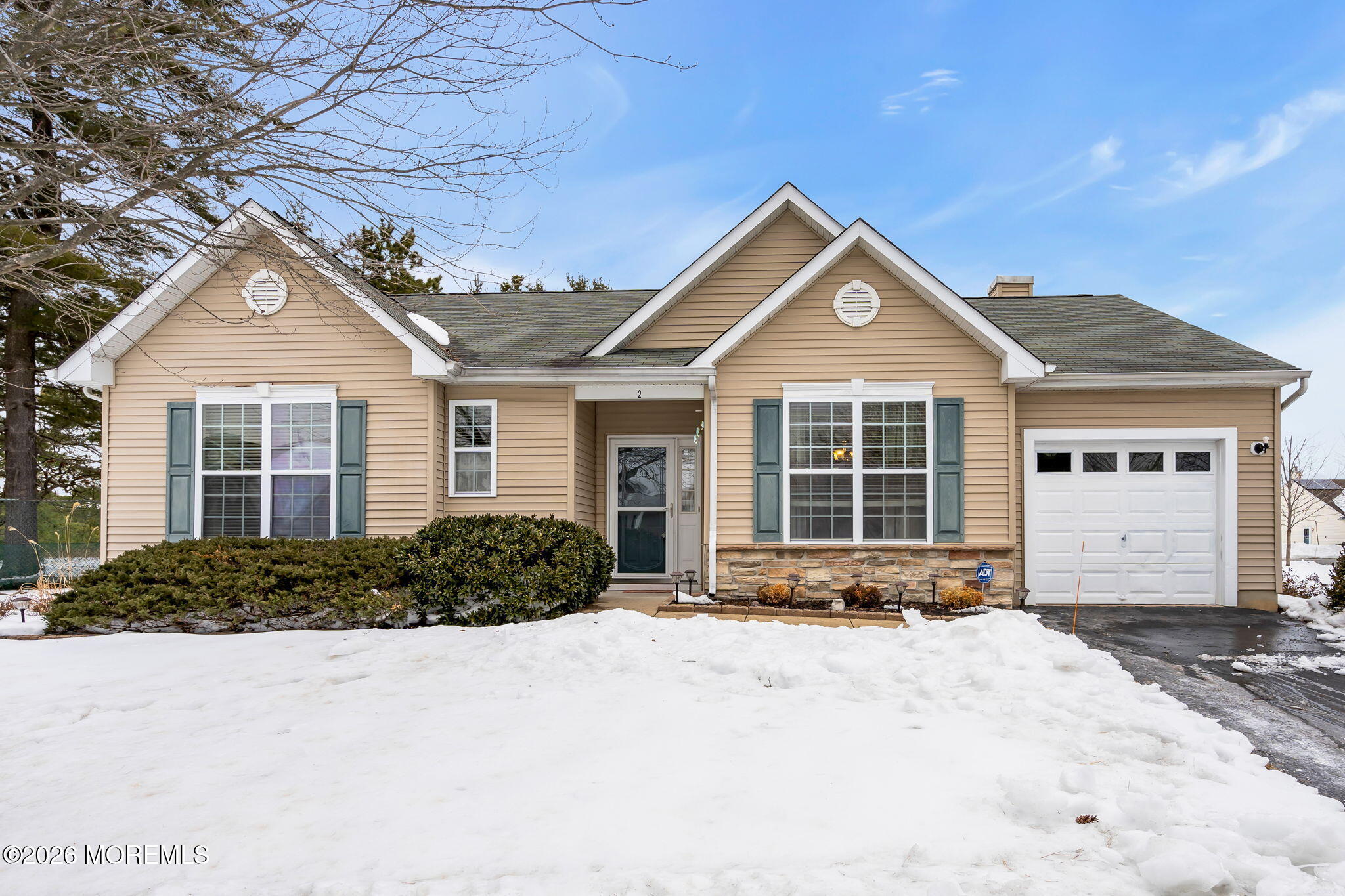 2 Oak Tree Court Whiting, NJ 08759 - Photo 3 of 27 3-web-or-mls-crop3