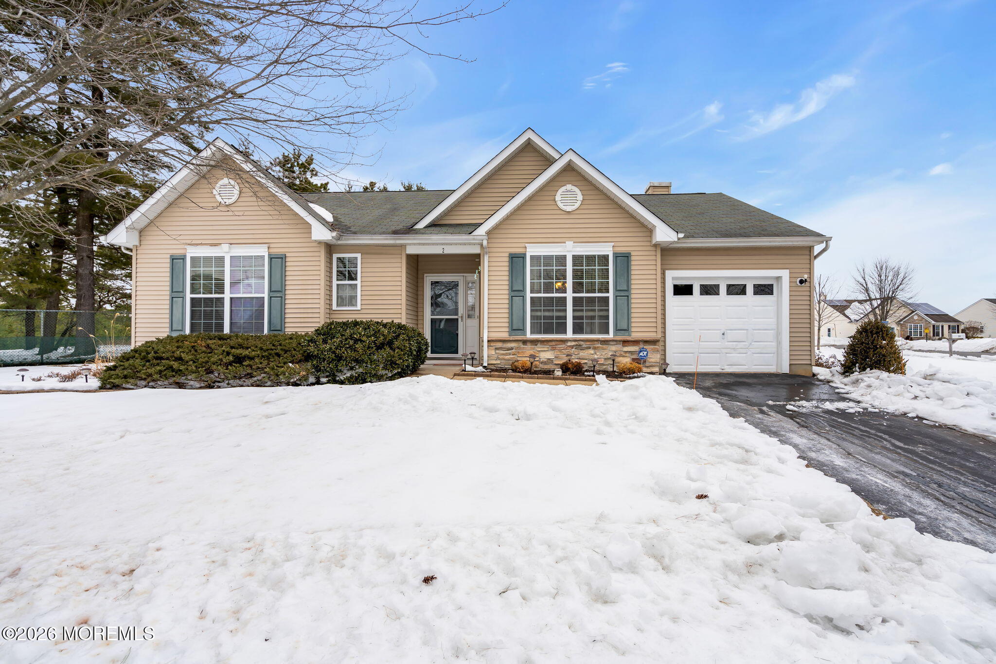 2 Oak Tree Court Whiting, NJ 08759 - Photo 5 of 27 5-web-or-mls-DSC9999 (78)