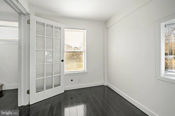 $350,000 | 101 South Glenwood Avenue, Aldan, PA 19018