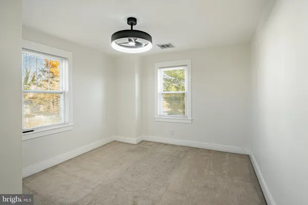 $350,000 | 101 South Glenwood Avenue, Aldan, PA 19018