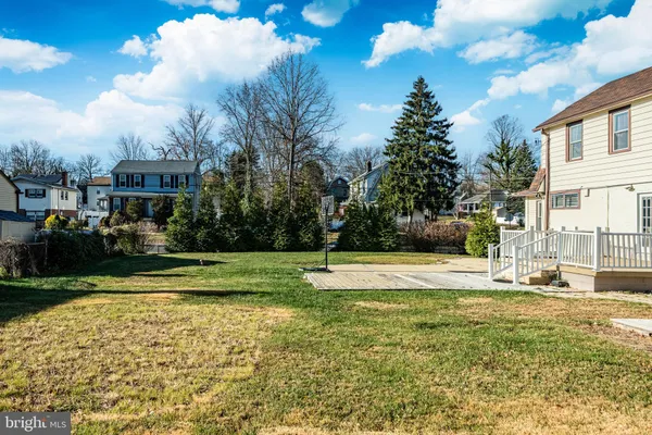 $350,000 | 101 South Glenwood Avenue, Aldan, PA 19018