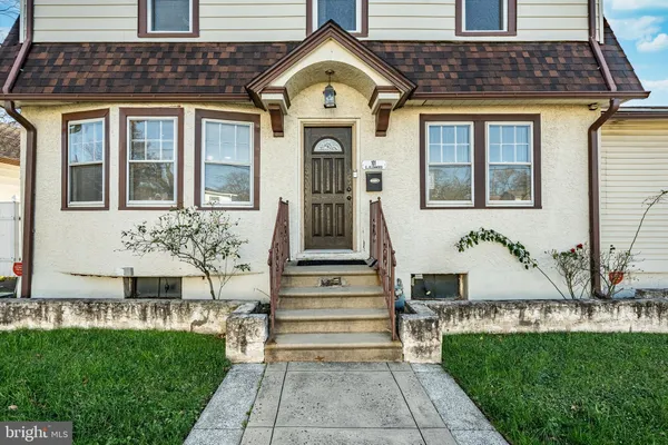 $350,000 | 101 South Glenwood Avenue, Aldan, PA 19018