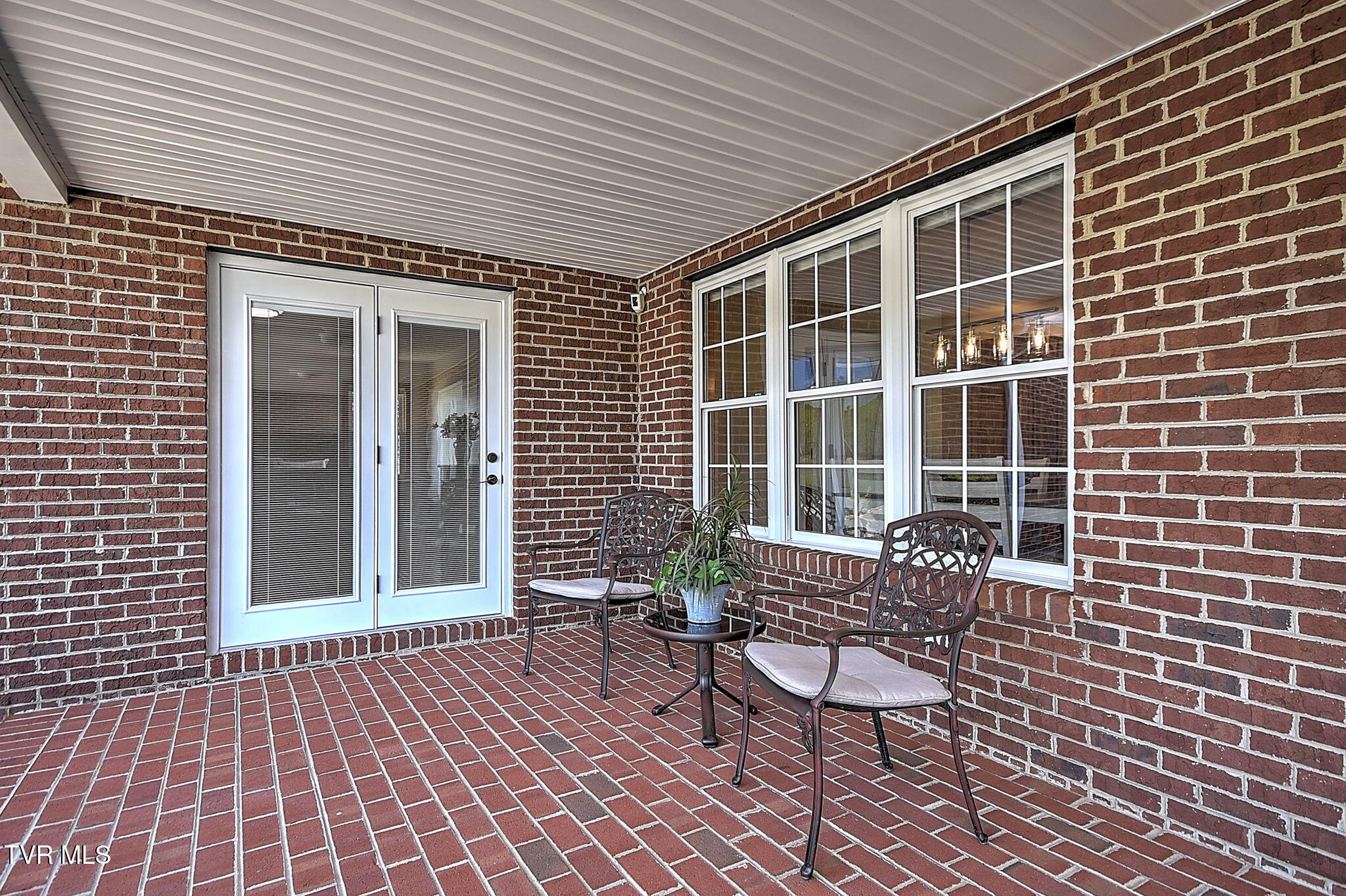 18137 Old Jonesboro Road Bristol, VA 24202 - Photo 63 of 90 88-web-or-mls-18137 Old Joboro GUnit-90
