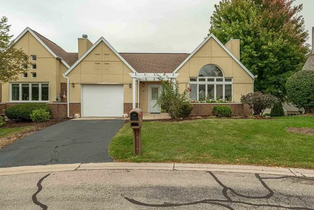$460,000 | 4 Sebring Court, Madison, WI 53719