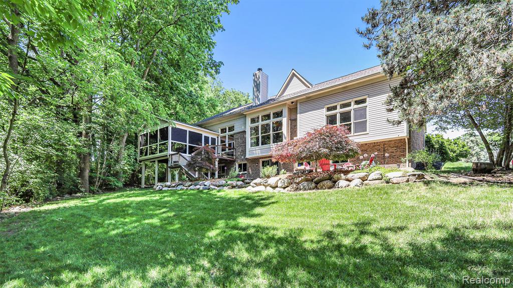 3827 Kaeleaf Road Lake Orion, MI 48360 - Photo 49 of 59