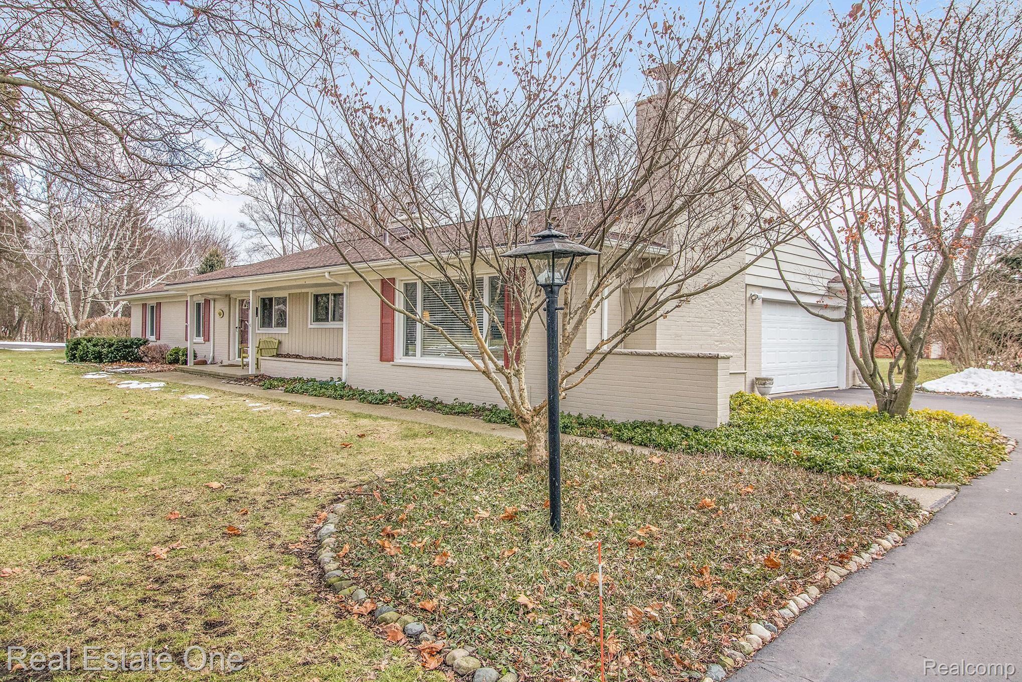 976 South Reading Road Bloomfield Hills, MI 48304 - Photo 28 of 38 Ranch