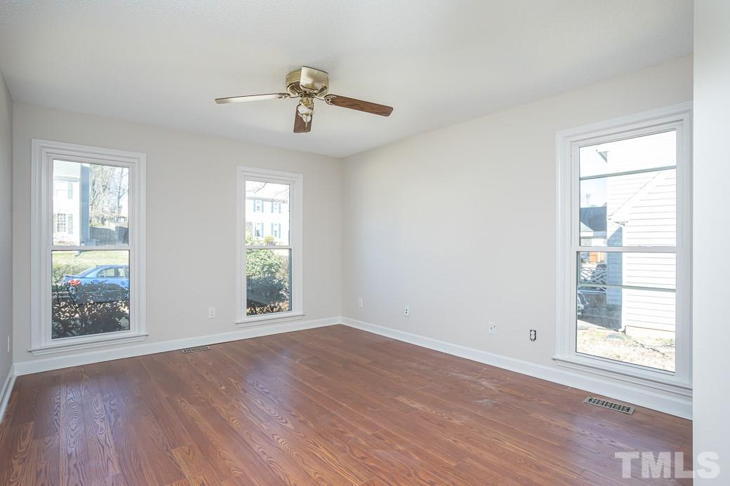 5029 Knightsbridge Way Raleigh, NC 27604 - Photo 14 of 30