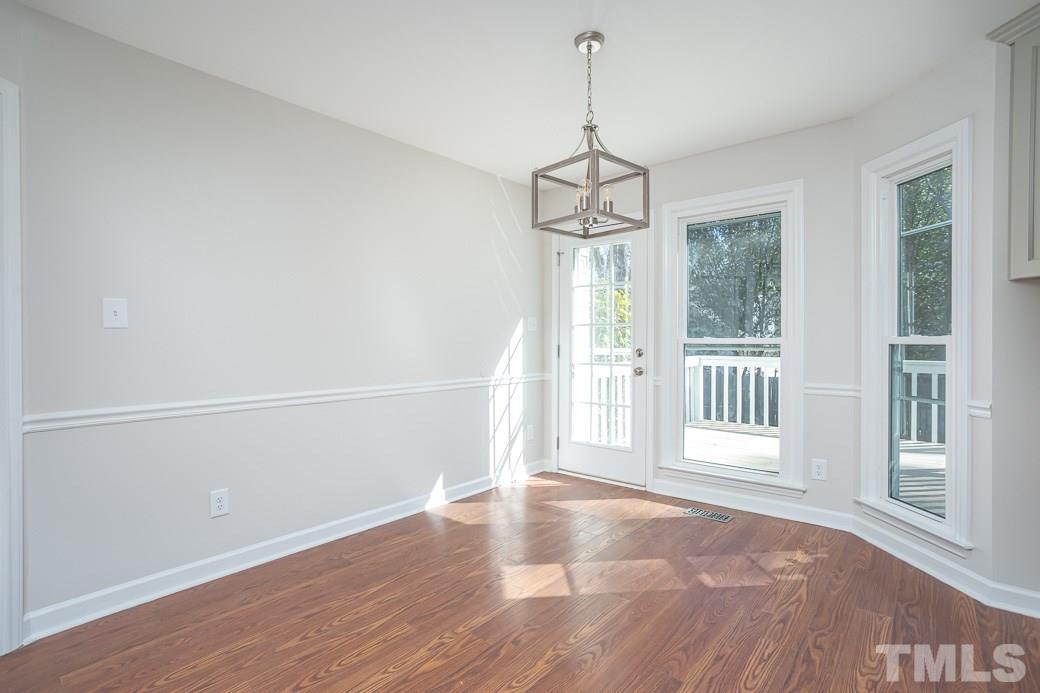 5029 Knightsbridge Way Raleigh, NC 27604 - Photo 3 of 30