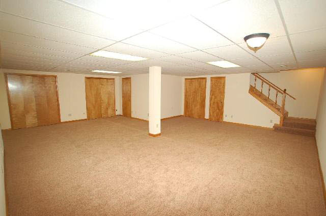 607 West Kelley Road Frankfort, IN 46041 - Photo 7 of 9 Gallery Image 7