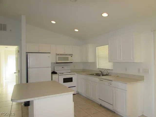 $1,750 | 1238 Denver Street East, Lehigh Acres, FL 33974